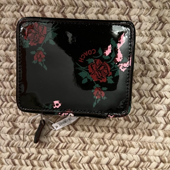 NWT! Coach Floral Tote 6 piece set-MUST SELL- PRICE DROP firm - Picture 13 of 16